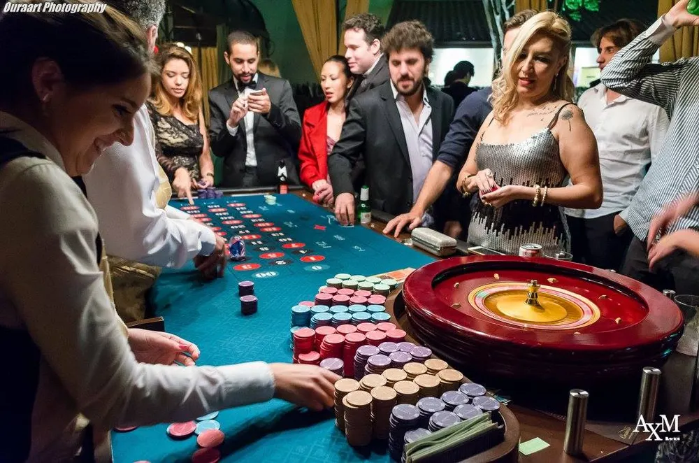 Público e produção visual em festa da AXM